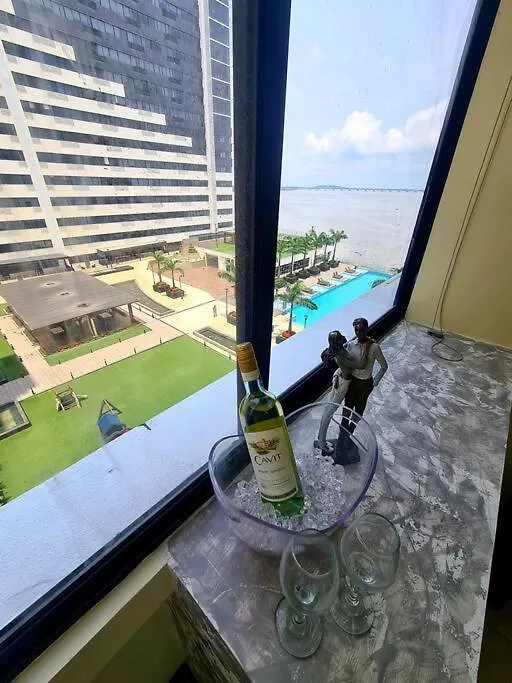 Ecusuites Vista Rio Puerto Santa Ana Wyndham Guayaquil 0*,  Ecuador